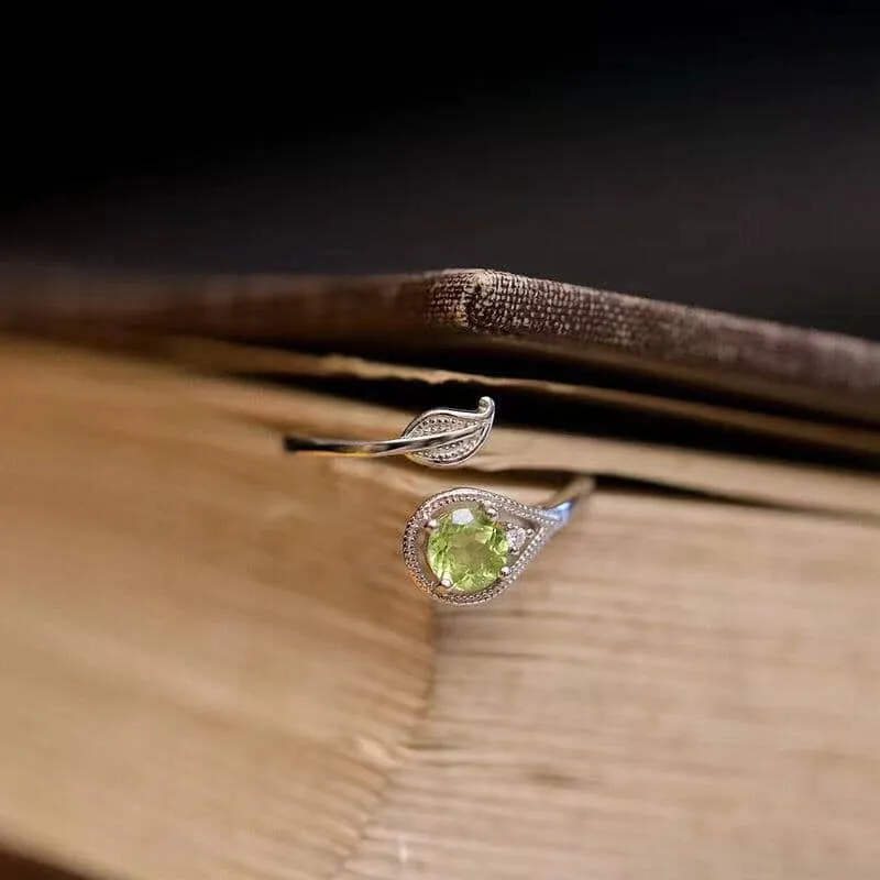 New Trend Branches Leaves Open Peridot Ring